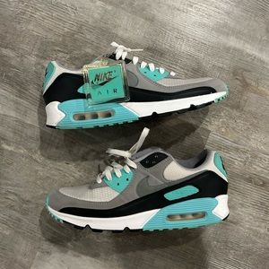 Mens Nike Air Max 90 “Hyper Turquoise” Size 11 Used Condition With Box